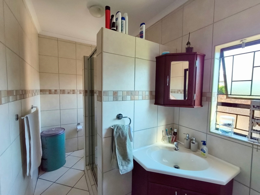 4 Bedroom Property for Sale in Wierda Park Gauteng