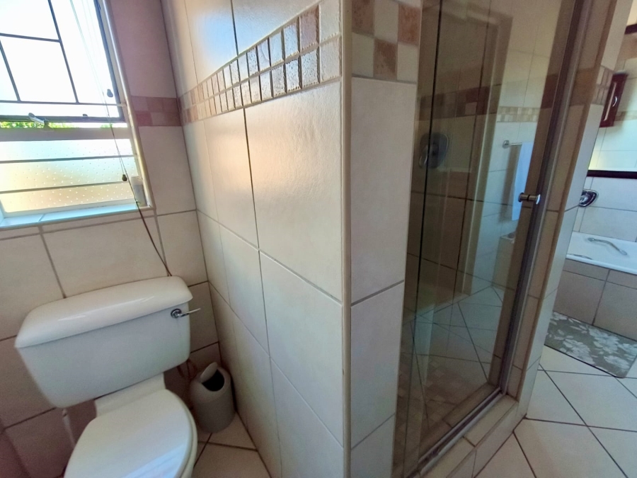 4 Bedroom Property for Sale in Wierda Park Gauteng