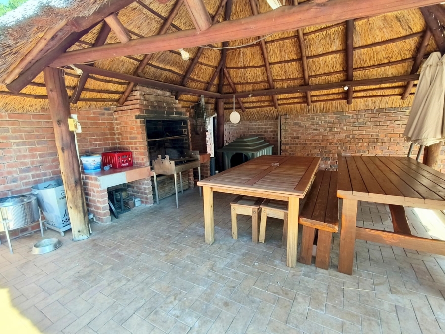 4 Bedroom Property for Sale in Wierda Park Gauteng