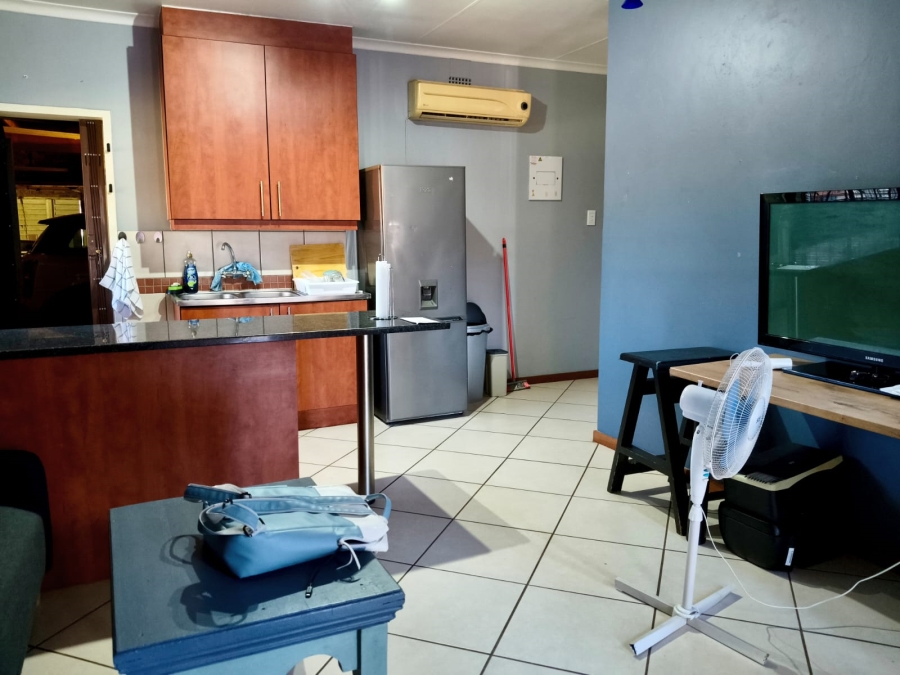 4 Bedroom Property for Sale in Wierda Park Gauteng