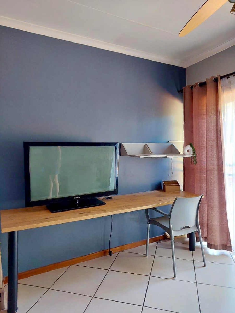 4 Bedroom Property for Sale in Wierda Park Gauteng