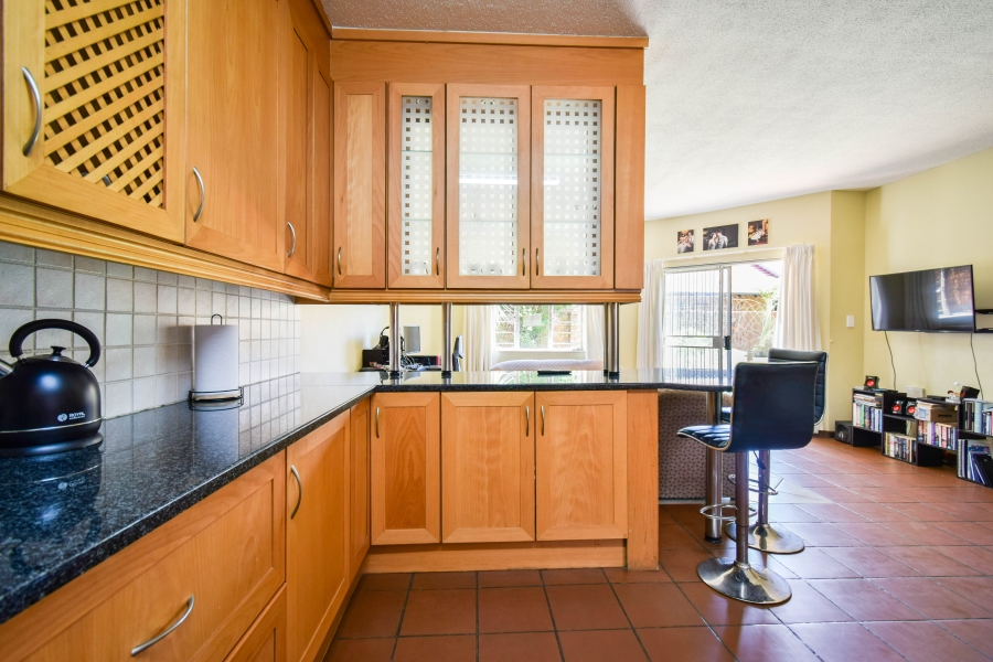 2 Bedroom Property for Sale in Elardus Park Gauteng