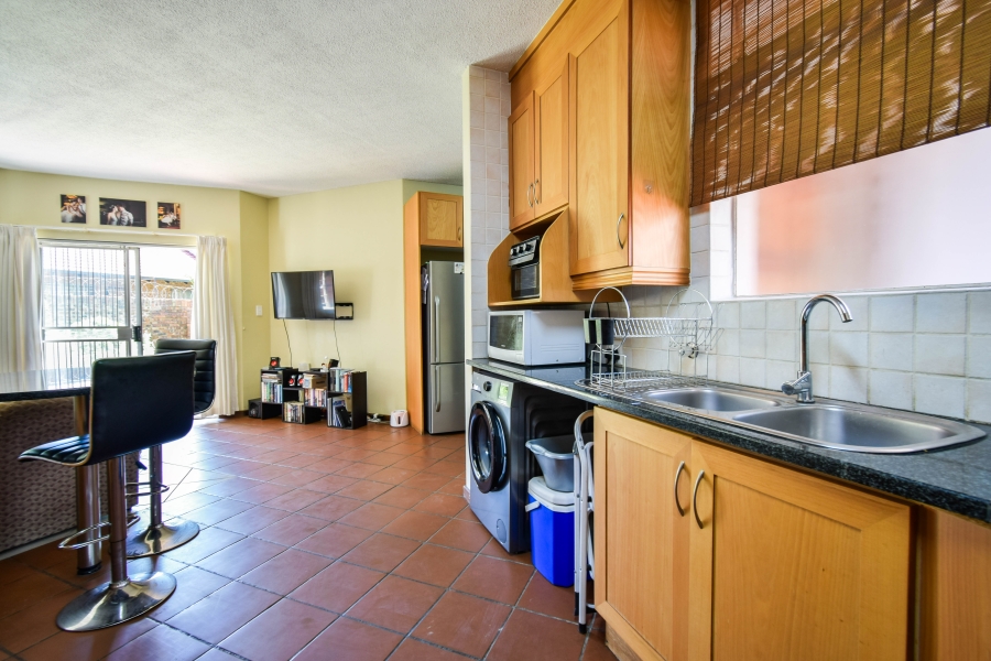 2 Bedroom Property for Sale in Elardus Park Gauteng