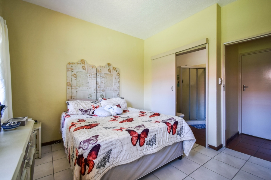2 Bedroom Property for Sale in Elardus Park Gauteng