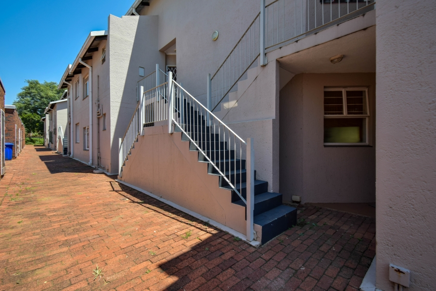 2 Bedroom Property for Sale in Elardus Park Gauteng