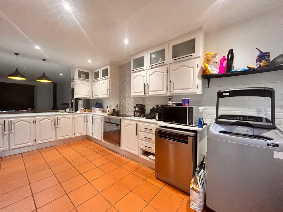 4 Bedroom Property for Sale in Moreleta Park Gauteng