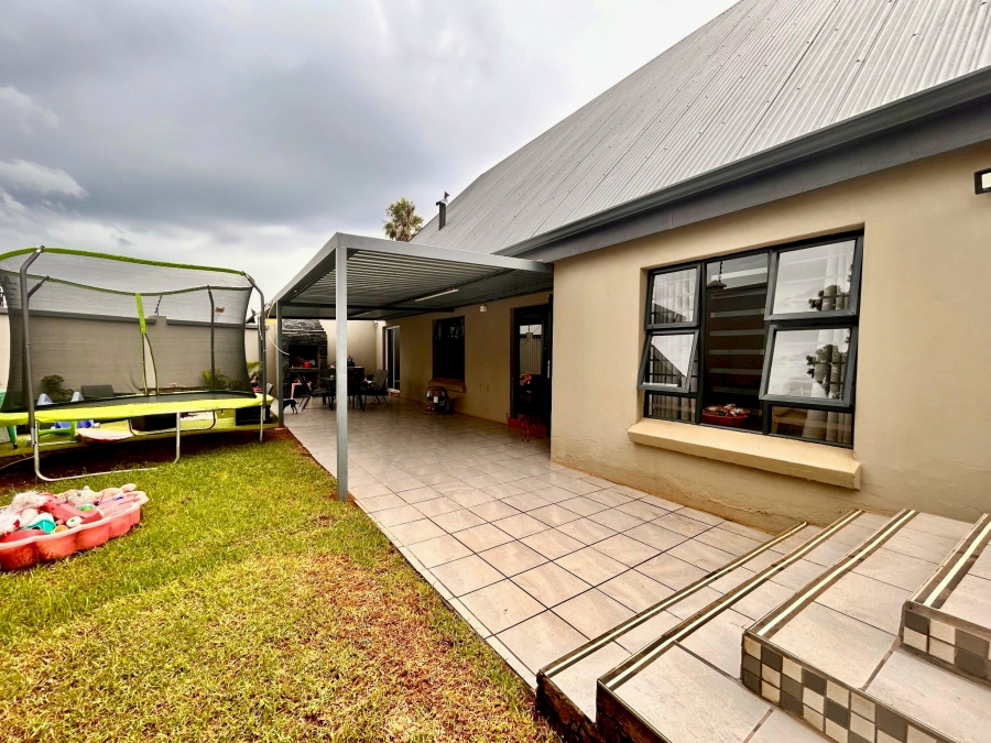 4 Bedroom Property for Sale in Moreleta Park Gauteng