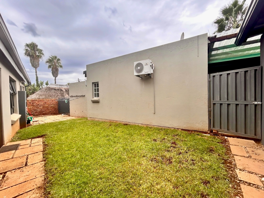 4 Bedroom Property for Sale in Moreleta Park Gauteng