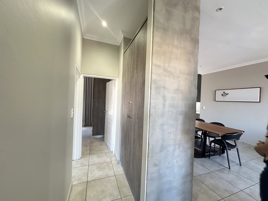 3 Bedroom Property for Sale in Six Fountains Estate Gauteng