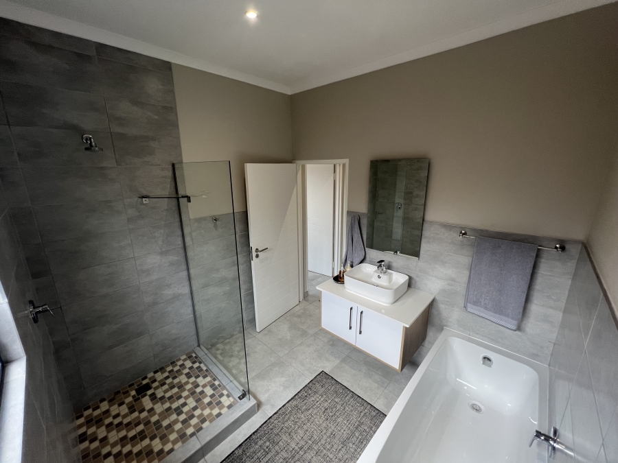 3 Bedroom Property for Sale in Olympus AH Gauteng