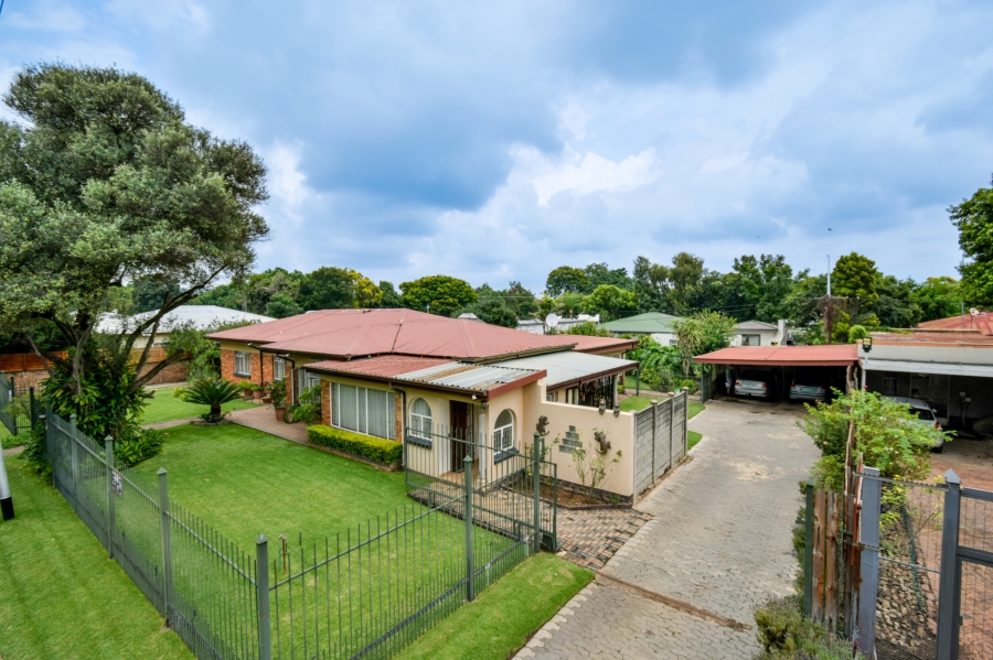 4 Bedroom Property for Sale in Villieria Gauteng