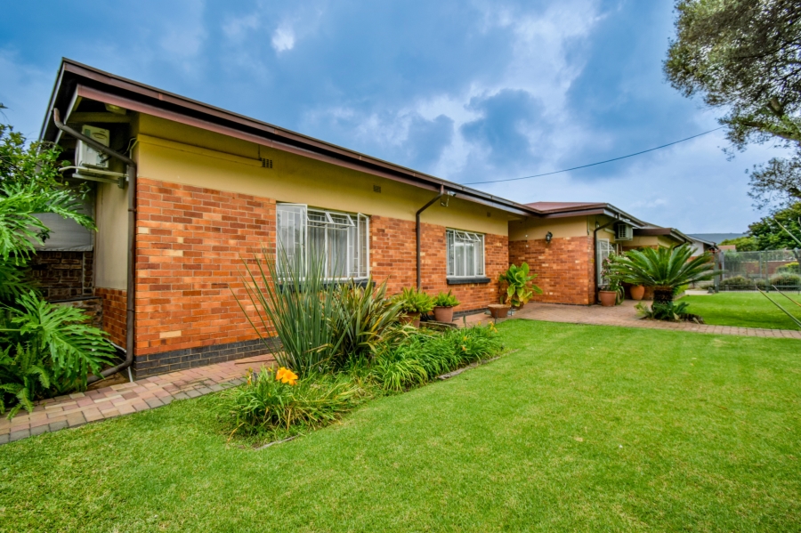 4 Bedroom Property for Sale in Villieria Gauteng