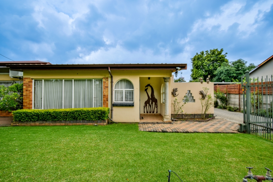 4 Bedroom Property for Sale in Villieria Gauteng
