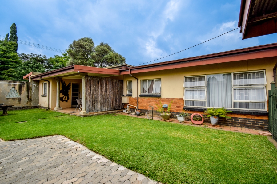 4 Bedroom Property for Sale in Villieria Gauteng