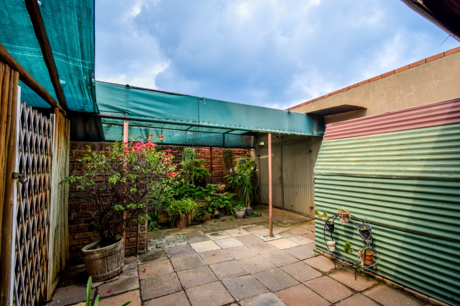 4 Bedroom Property for Sale in Villieria Gauteng