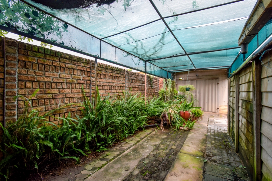 4 Bedroom Property for Sale in Villieria Gauteng