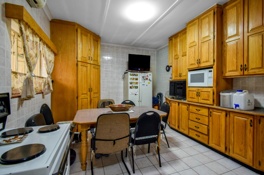 4 Bedroom Property for Sale in Villieria Gauteng