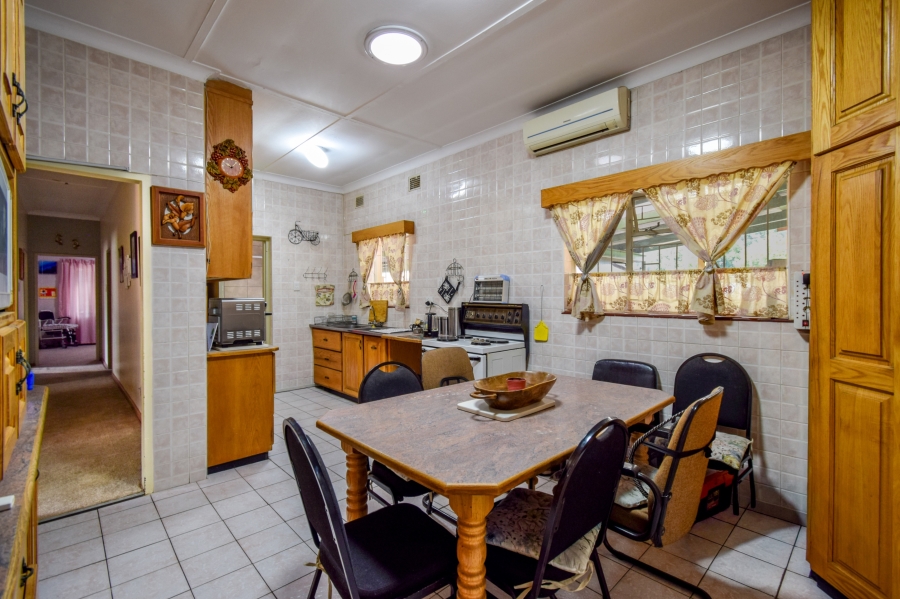 4 Bedroom Property for Sale in Villieria Gauteng