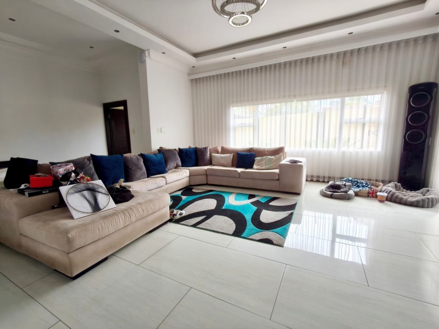 7 Bedroom Property for Sale in Wierda Park Gauteng