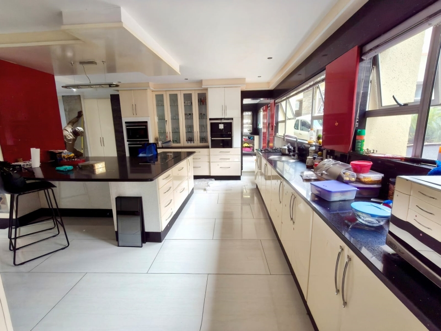 7 Bedroom Property for Sale in Wierda Park Gauteng