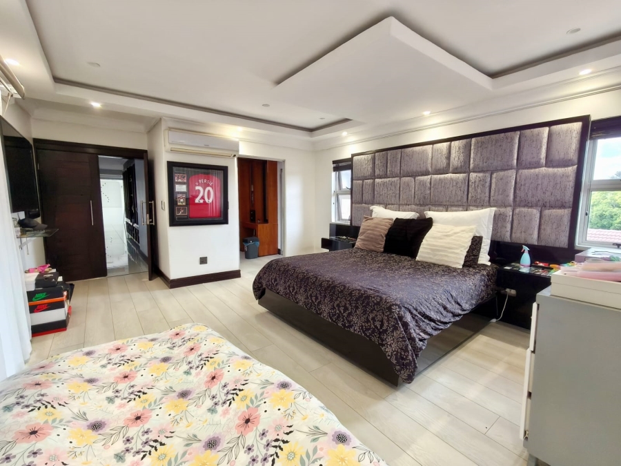 7 Bedroom Property for Sale in Wierda Park Gauteng