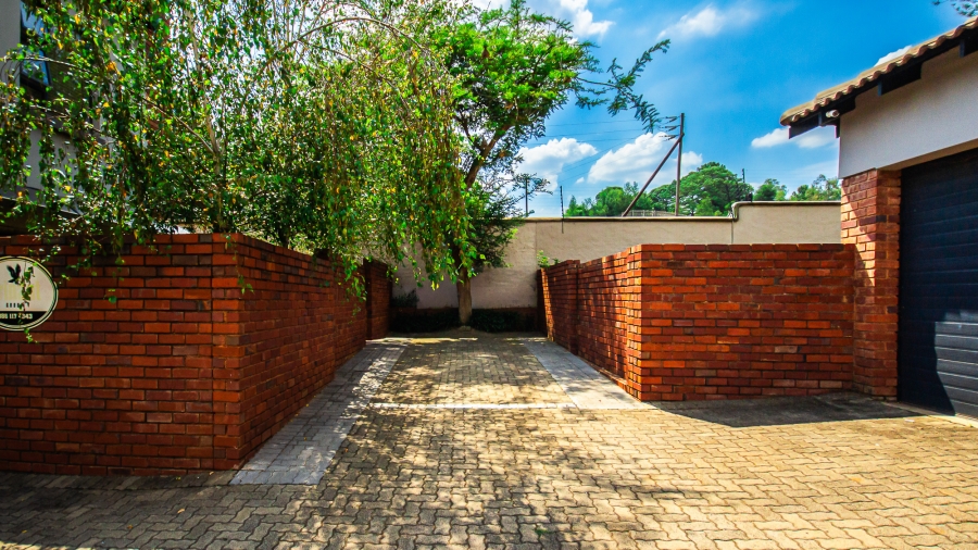 3 Bedroom Property for Sale in Olympus AH Gauteng