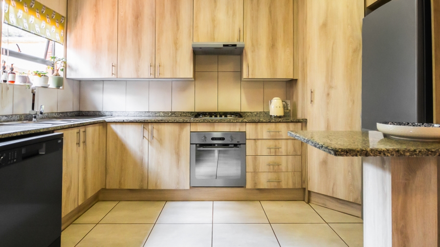 3 Bedroom Property for Sale in Olympus AH Gauteng