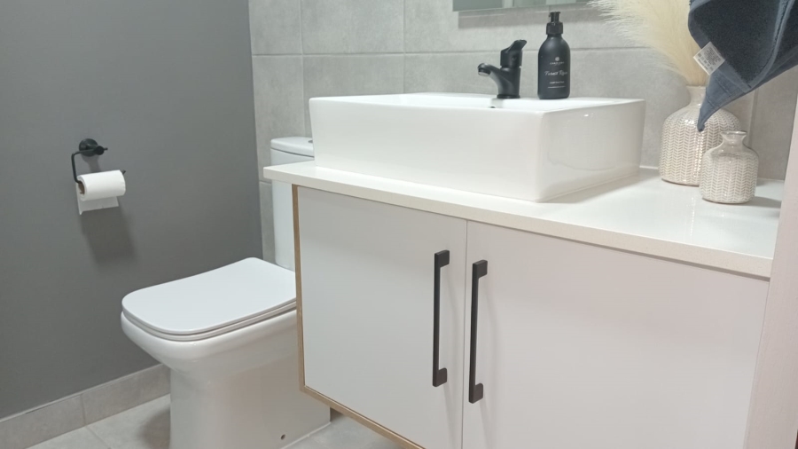 2 Bedroom Property for Sale in Brooklyn Gauteng