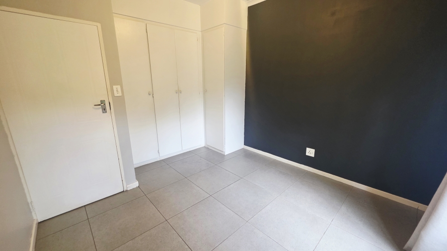 2 Bedroom Property for Sale in Faerie Glen Gauteng