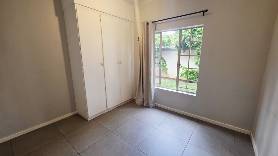2 Bedroom Property for Sale in Faerie Glen Gauteng