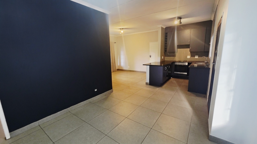 2 Bedroom Property for Sale in Faerie Glen Gauteng