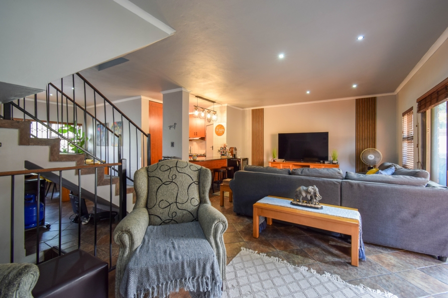 3 Bedroom Property for Sale in La Montagne Gauteng