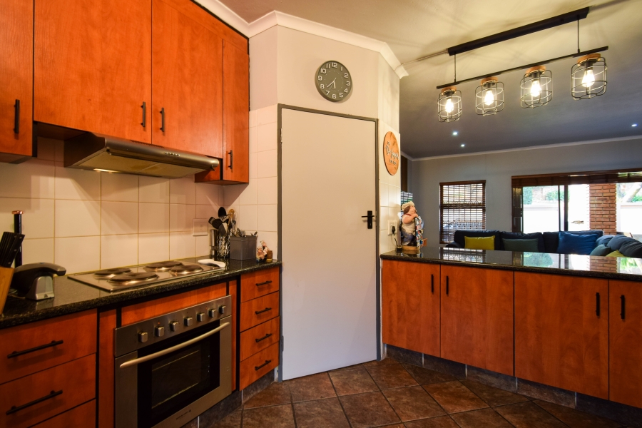 3 Bedroom Property for Sale in La Montagne Gauteng