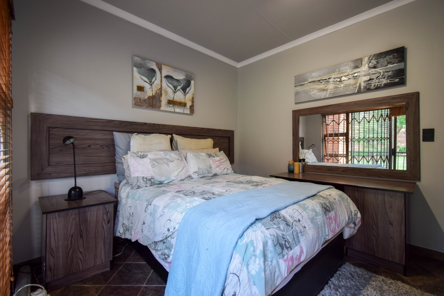 3 Bedroom Property for Sale in La Montagne Gauteng