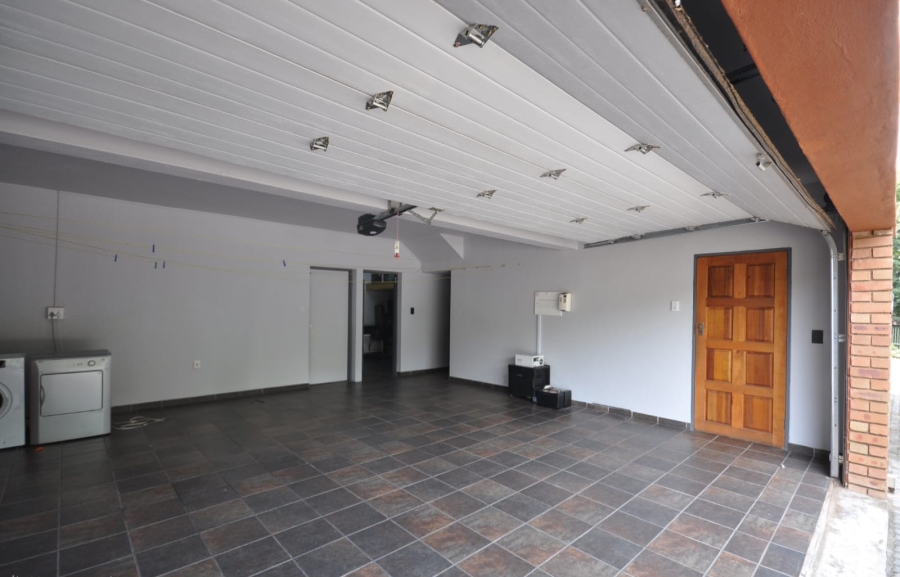 3 Bedroom Property for Sale in La Montagne Gauteng