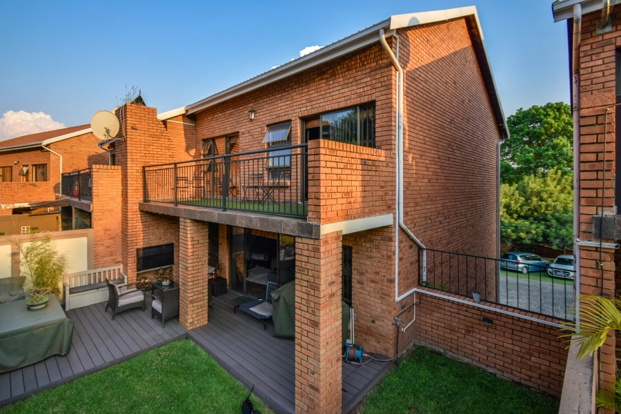 3 Bedroom Property for Sale in La Montagne Gauteng