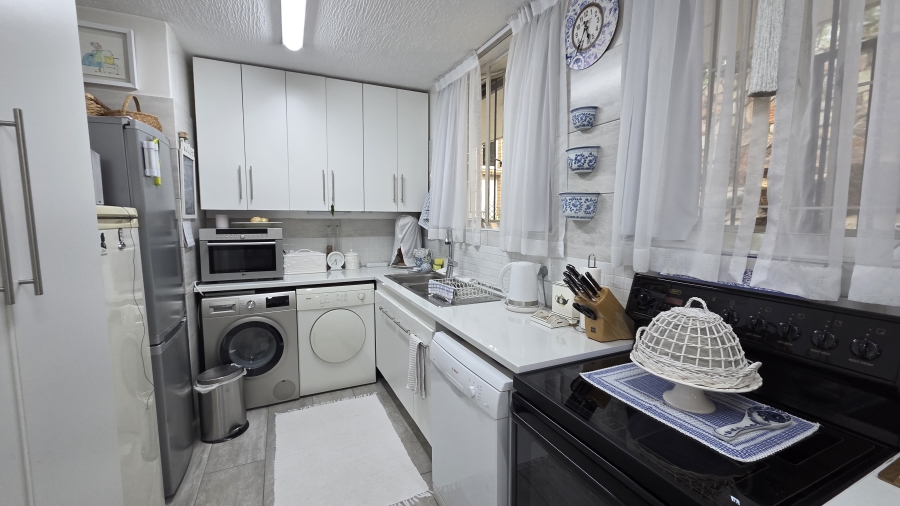 3 Bedroom Property for Sale in La Montagne Gauteng