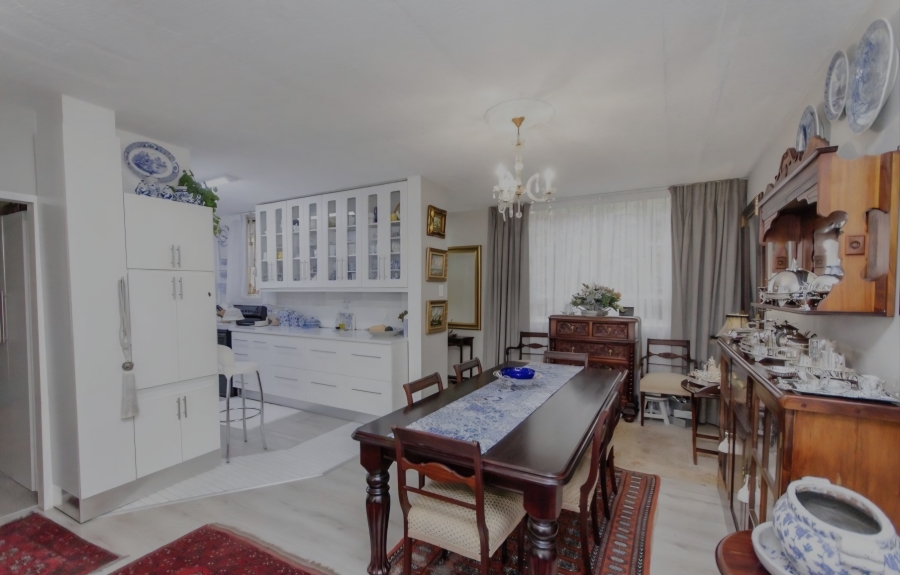 3 Bedroom Property for Sale in La Montagne Gauteng