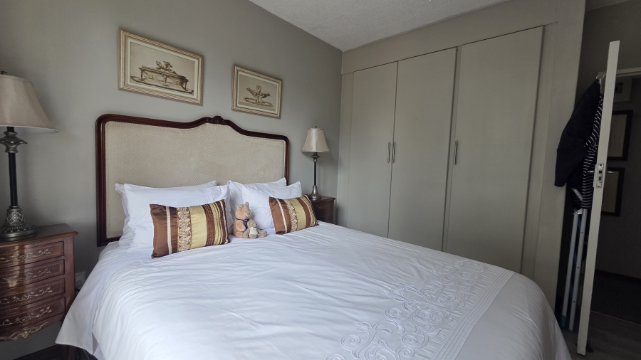 3 Bedroom Property for Sale in La Montagne Gauteng