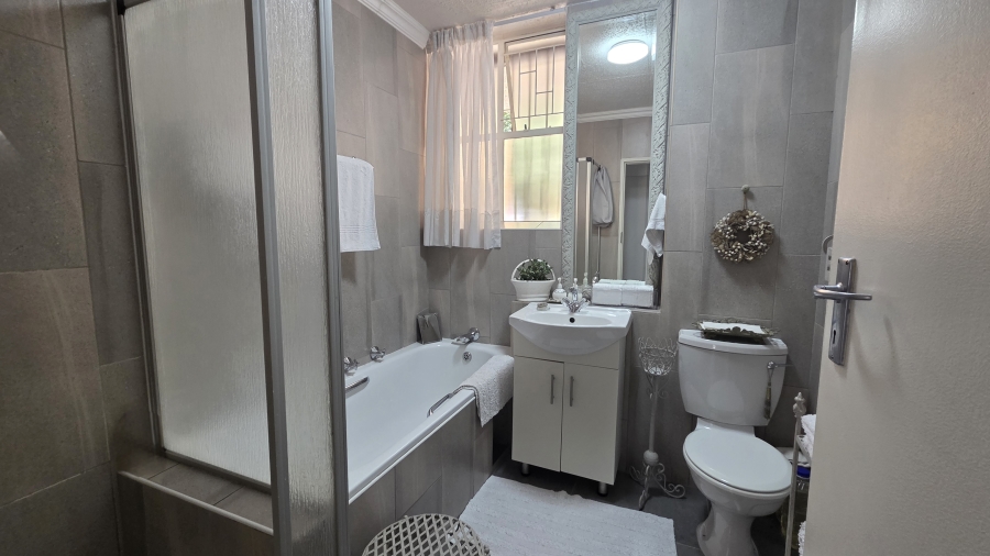 3 Bedroom Property for Sale in La Montagne Gauteng