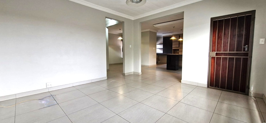 3 Bedroom Property for Sale in Faerie Glen Gauteng