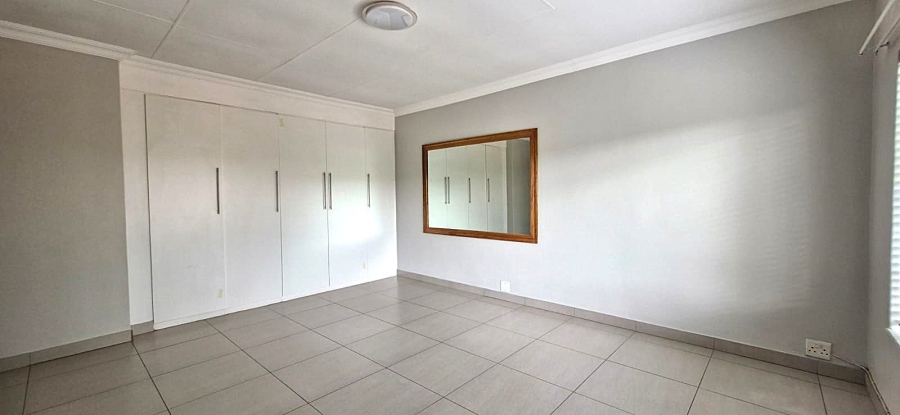 3 Bedroom Property for Sale in Faerie Glen Gauteng