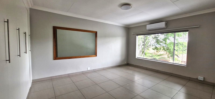 3 Bedroom Property for Sale in Faerie Glen Gauteng