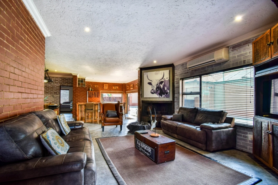 5 Bedroom Property for Sale in Clearwater Flyfishing Estate Gauteng