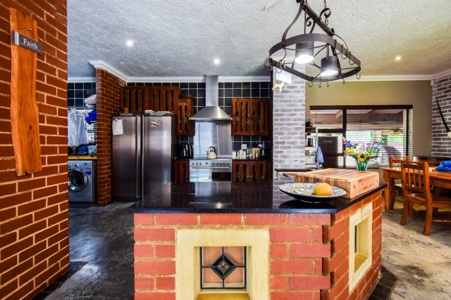 5 Bedroom Property for Sale in Clearwater Flyfishing Estate Gauteng