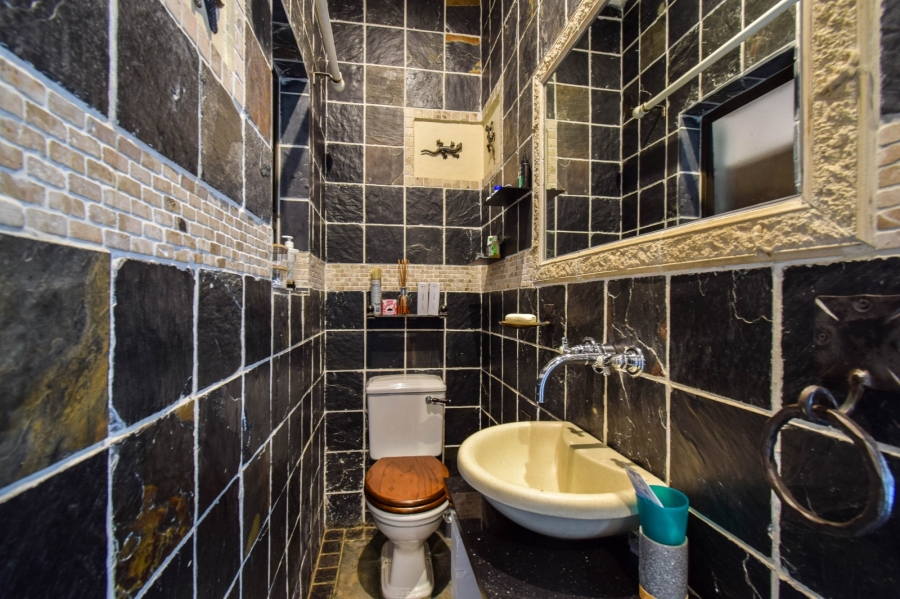 5 Bedroom Property for Sale in Clearwater Flyfishing Estate Gauteng