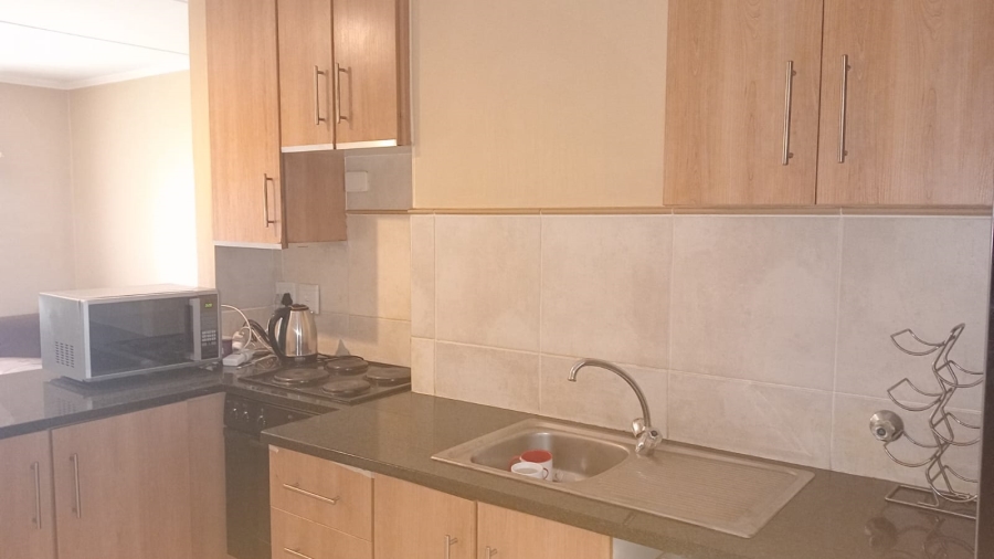 2 Bedroom Property for Sale in Kosmosdal Gauteng