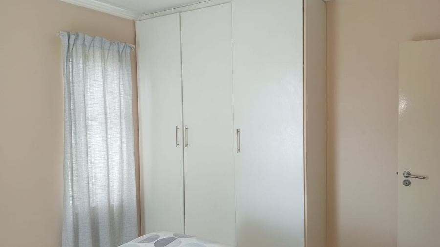2 Bedroom Property for Sale in Kosmosdal Gauteng