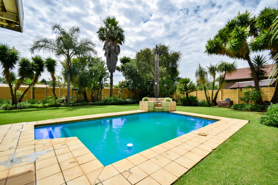 4 Bedroom Property for Sale in Elardus Park Gauteng
