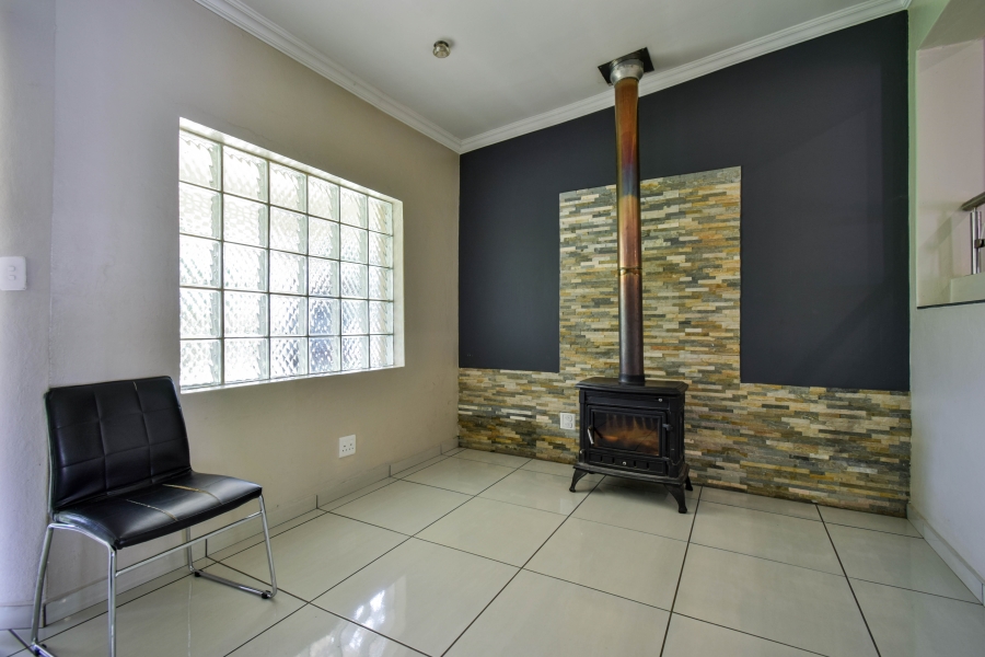 4 Bedroom Property for Sale in Elardus Park Gauteng